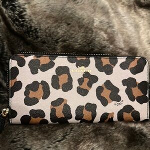 Coach Black and Brown Leopard Print Wallet EUC